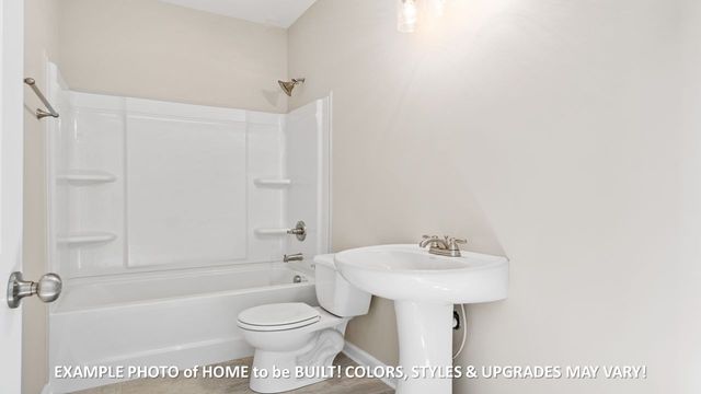 1585 Fredrick Dr, Clarksville, TN 37042