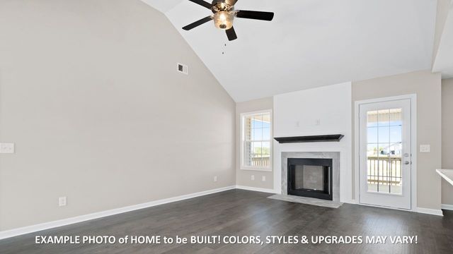 1585 Fredrick Dr, Clarksville, TN 37042