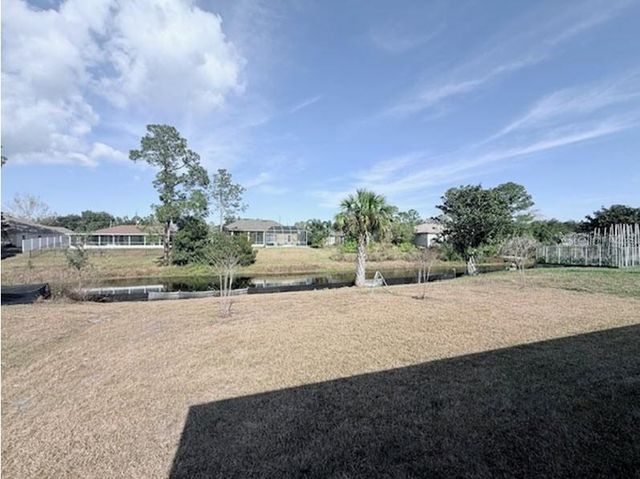 25 ROUND THORN DRIVE, Palm Coast, FL 32164