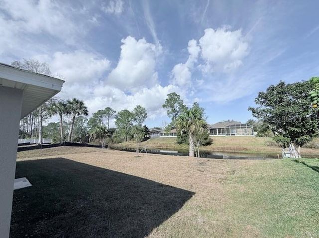 25 ROUND THORN DRIVE, Palm Coast, FL 32164