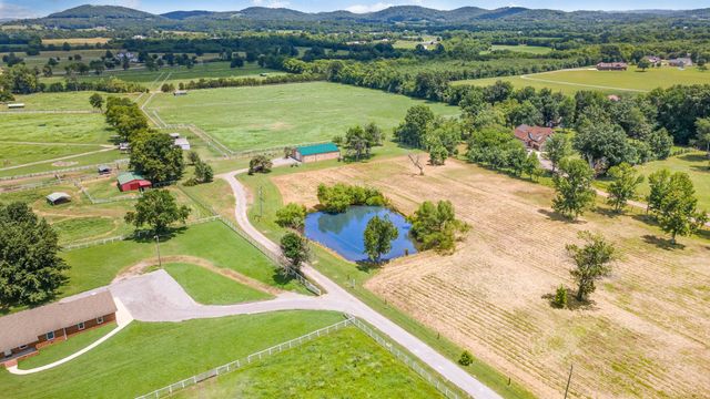 129 Highway 82 East, Bell Buckle, TN 37020