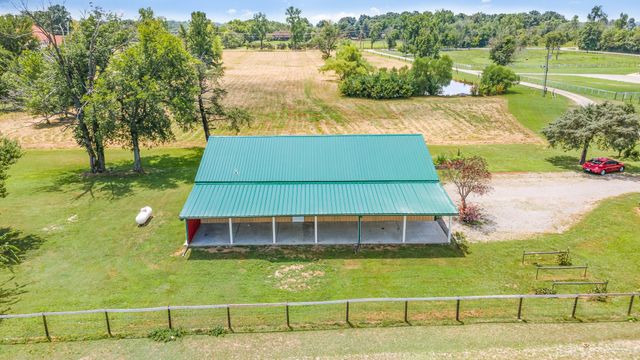 129 Highway 82 East, Bell Buckle, TN 37020