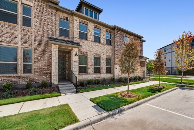 8321 Bayside Drive, Rowlett, TX 75088