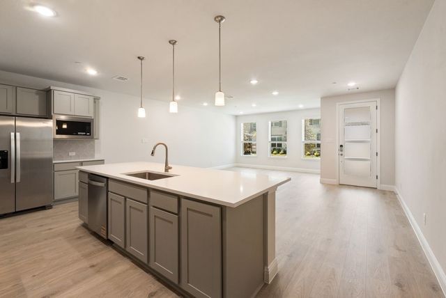8321 Bayside Drive, Rowlett, TX 75088