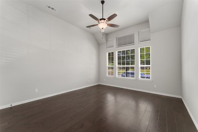 1565 Amesbury Way, Farmers Branch, TX 75234