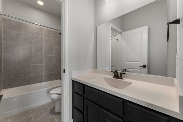 1565 Amesbury Way, Farmers Branch, TX 75234