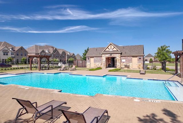 1565 Amesbury Way, Farmers Branch, TX 75234