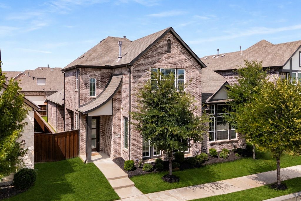 1565 Amesbury Way, Farmers Branch, TX 75234