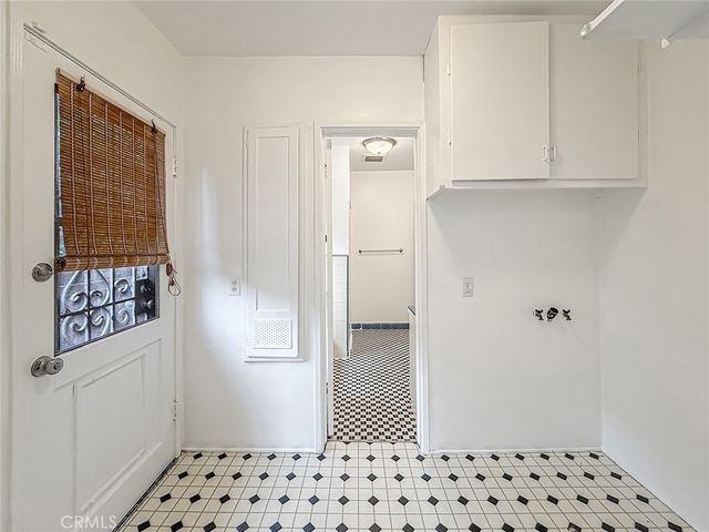 866 Flower Avenue, Venice, CA 90291