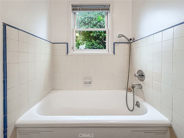 866 Flower Avenue, Venice, CA 90291