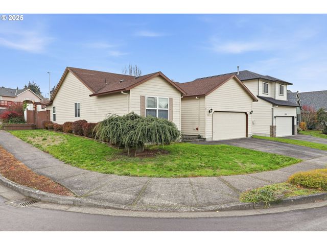 1422 Sw 11TH St, Troutdale, OR 97060