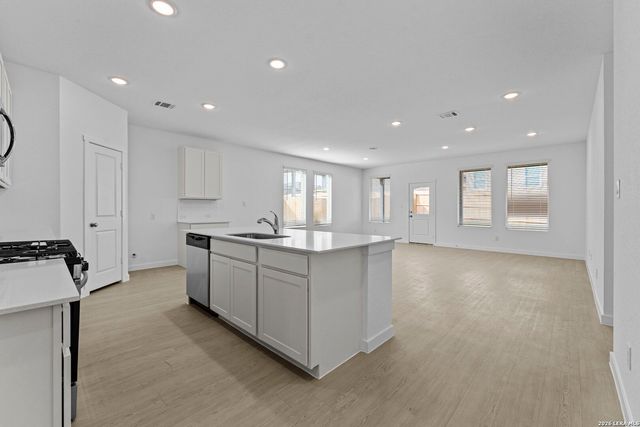 4987 Mission Tejas Road, Marion, TX 78124