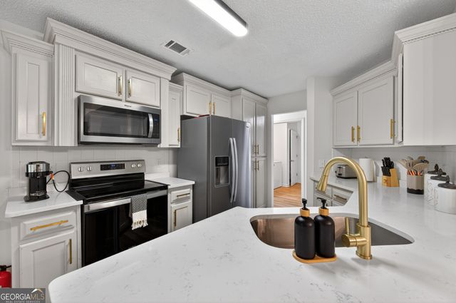 2028 Lantern Drive, Jefferson, GA 30549