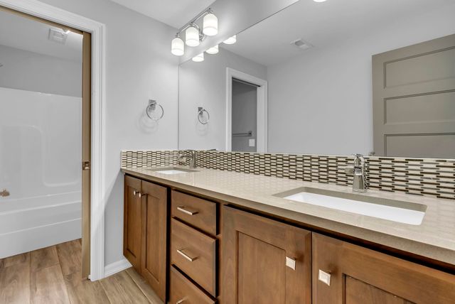 14306 E Churchill Cir, Wichita, KS 67230