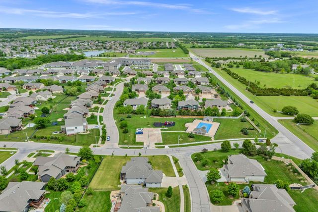 14306 E Churchill Cir, Wichita, KS 67230