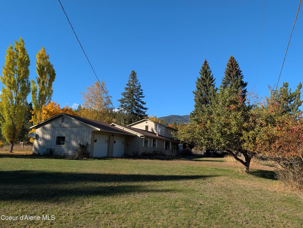 242 Pinecrest RD, Sandpoint, ID 83864 photo 2