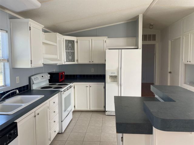 9681 Longstreet Road, Willis, TX 77318