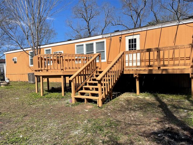 9681 Longstreet Road, Willis, TX 77318
