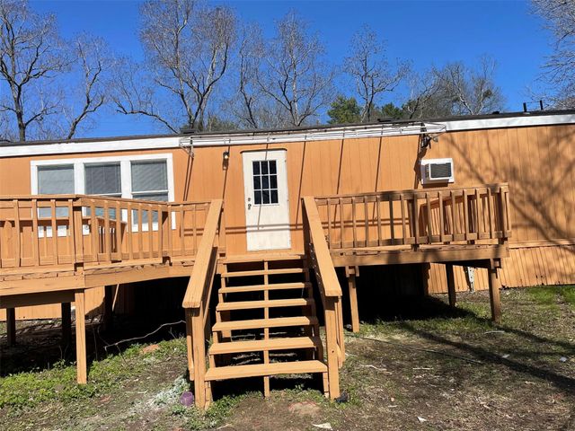 9681 Longstreet Road, Willis, TX 77318