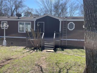 9681 Longstreet Road, Willis, TX 77318