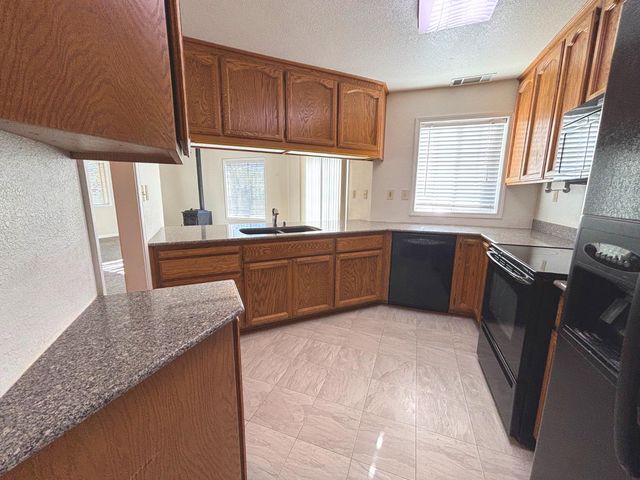 664 David Cir, Placerville, CA 95667