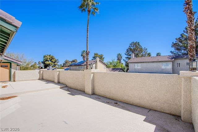 2342 Viewcrest Road, Henderson, NV 89014