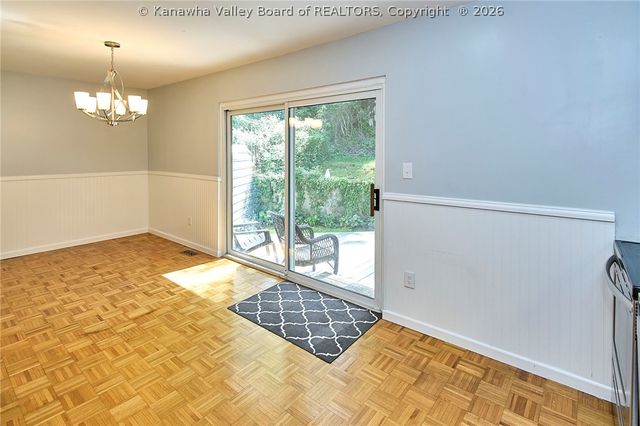 212 Branchfield Drive, Charleston, WV 25314
