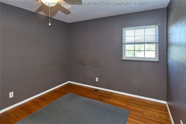 212 Branchfield Drive, Charleston, WV 25314