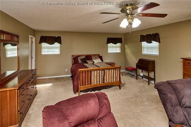 212 Branchfield Drive, Charleston, WV 25314