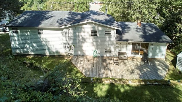 212 Branchfield Drive, Charleston, WV 25314