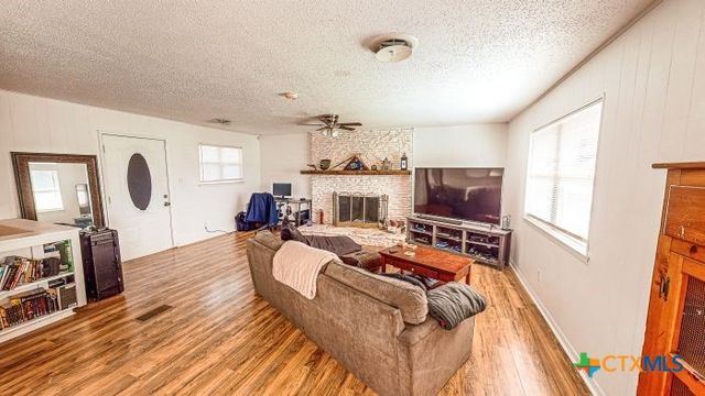 2011 Valley Oaks Drive, Harker Heights, TX 76548