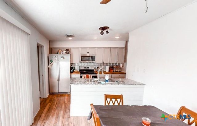 2011 Valley Oaks Drive, Harker Heights, TX 76548