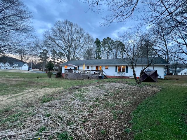 595 Avondale Drive, Rocky Face, GA 30740