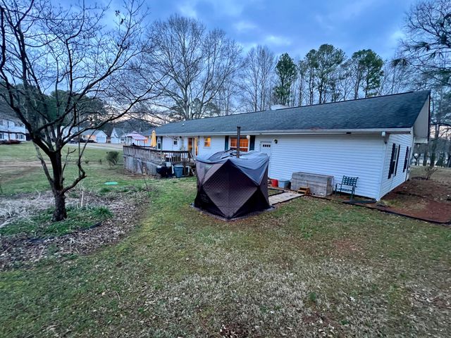 595 Avondale Drive, Rocky Face, GA 30740