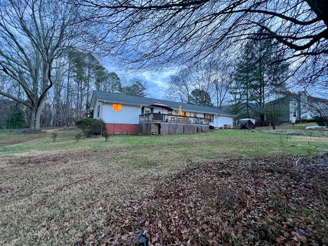 595 Avondale Drive, Rocky Face, GA 30740