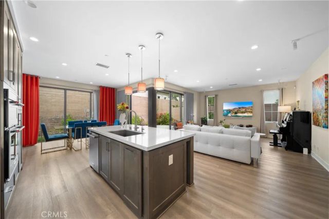 216 Oceano 216, Irvine, CA 92620