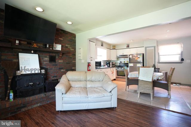 1082 SIMCA TER, Vineland, NJ 08360