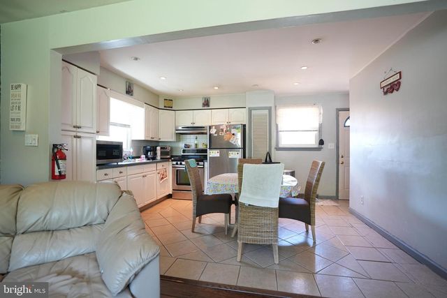 1082 SIMCA TER, Vineland, NJ 08360