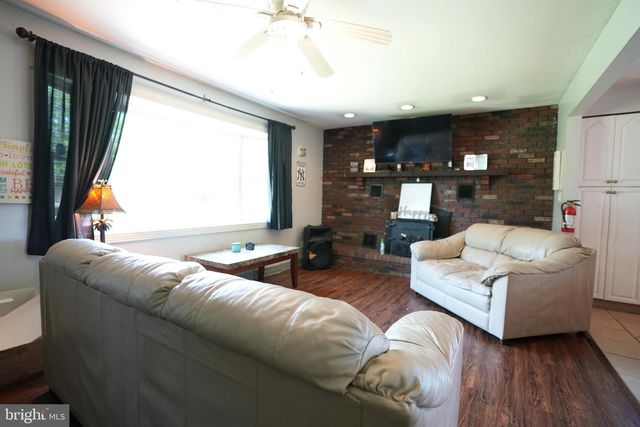 1082 SIMCA TER, Vineland, NJ 08360