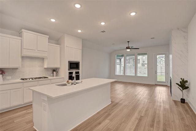 6027 Churchill Springs Lane, Fulshear, TX 77441