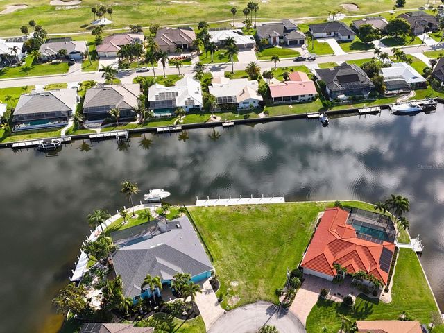 402 VALLETTA COURT, Punta Gorda, FL 33950