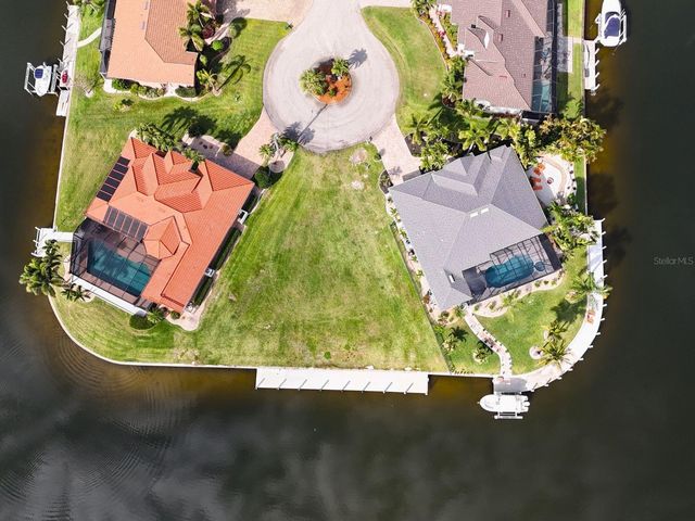 402 VALLETTA COURT, Punta Gorda, FL 33950