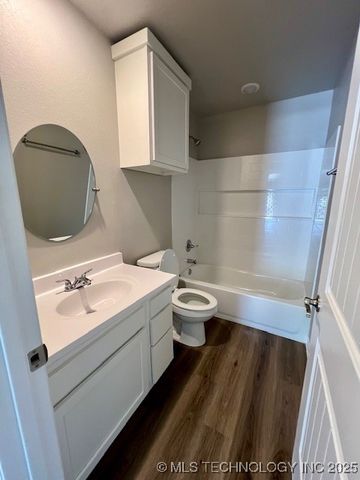 712 Pemberly, Colbert, OK 74733