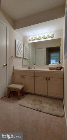 9807 SAILFISH TER, Montgomery Village, MD 20886