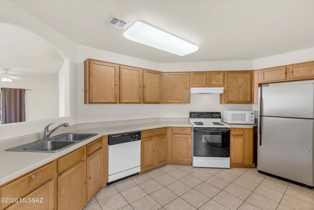 3563 S Harrison Shadow Way, Tucson, AZ 85730