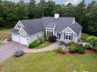 33 Overlook Circle, Plymouth, MA 02360