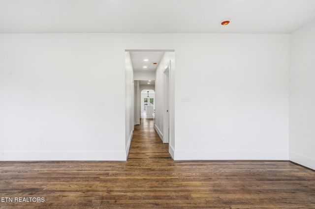 3317 Monmouth St, Knoxville, TN 37917