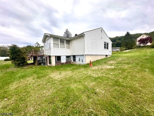 270 Munsonhurst Rd, Franklin Boro, NJ 07416