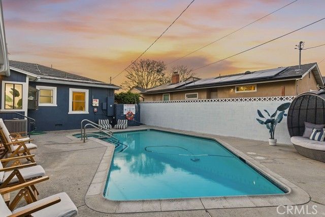 3628 Clark, Long Beach, CA 90808