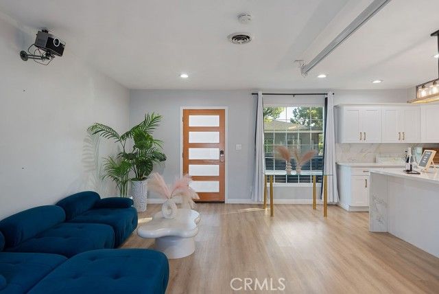 3628 Clark, Long Beach, CA 90808